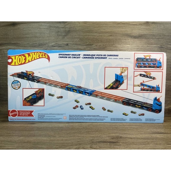 Hot Wheels City Speedway Hauler GVG37 Transforms Into 6 Ft. Long 2 Car Racetrack - Picture 10 of 16